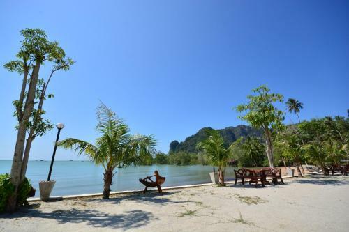 Hotel Diamond Beach Resort