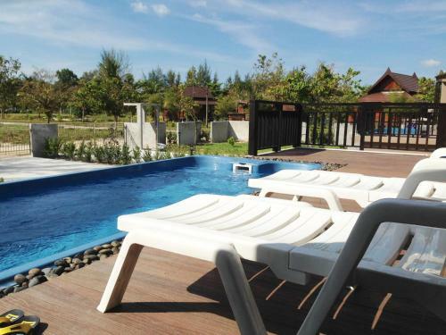 Hotel The Hip Resort @ Khao Lak