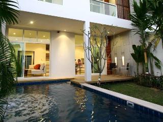 Two Villas Holiday Phuket Oxygen Style Bang Tao Beach