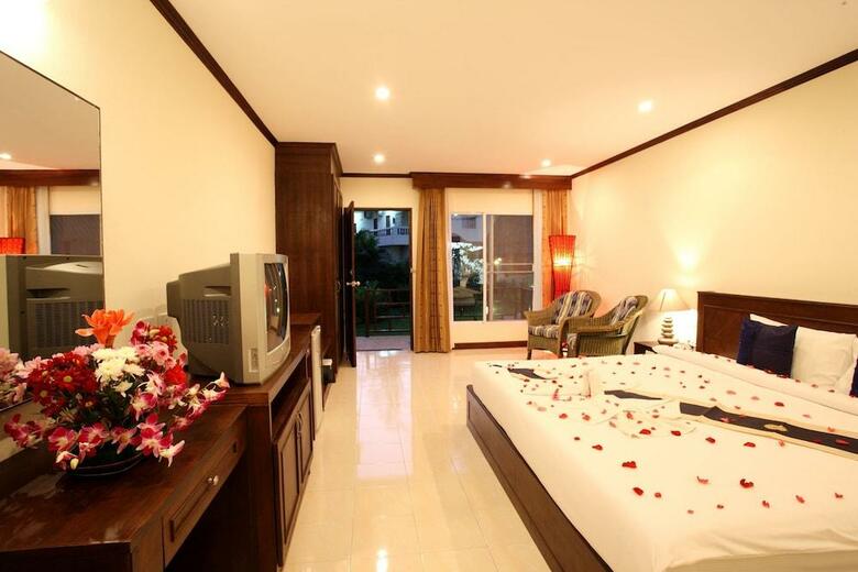 Hotel Andaman Seaside Resort