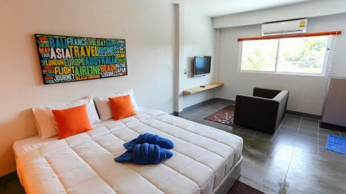 Hostal Bangtao Guest House