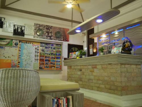 Hotel Bangtao Beach Chalet Resort