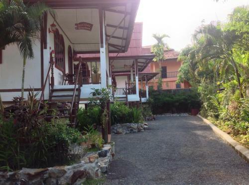 Hotel Wimaanburi Resort