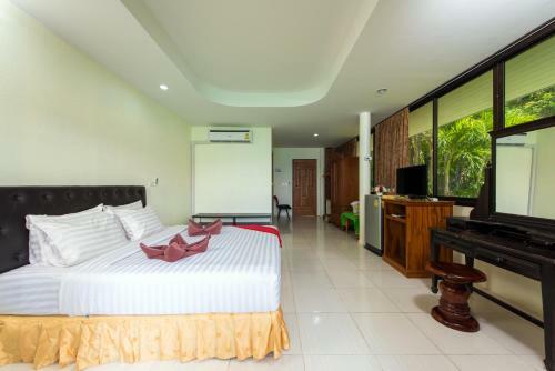 Hotel Baan Karon Hill Phuket Resort