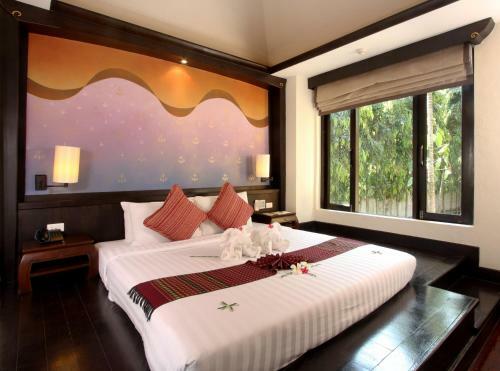 Hotel The Village Resort & Spa