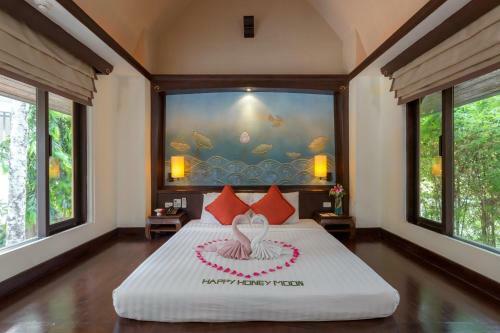 Hotel The Village Resort & Spa