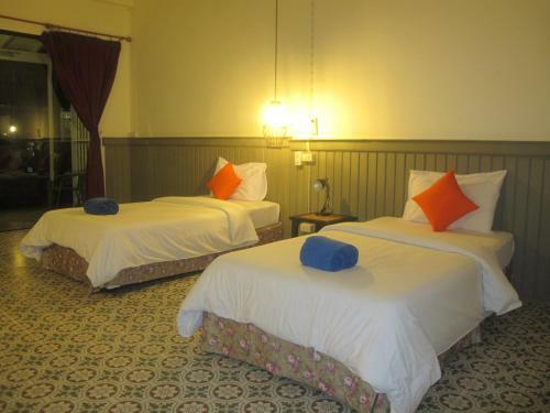 Sunshine Inn Resort