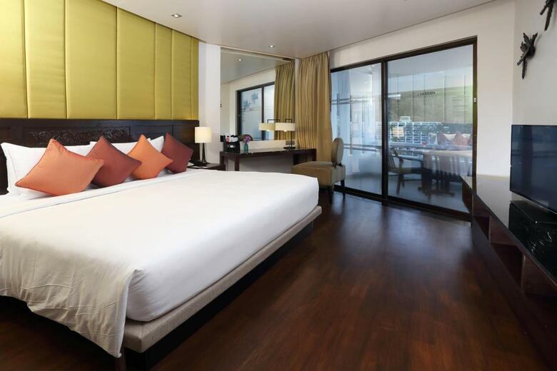 Hotel Le Meridien Phuket Beach Resort