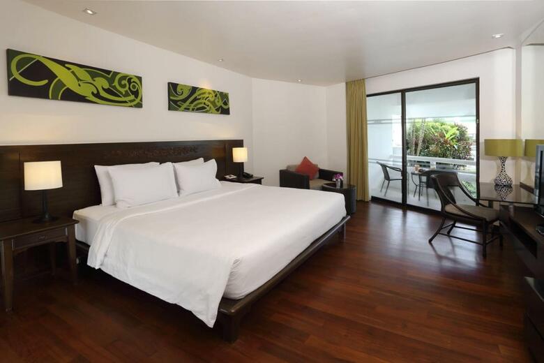 Hotel Le Meridien Phuket Beach Resort