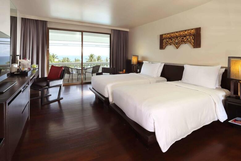 Hotel Le Meridien Phuket Beach Resort
