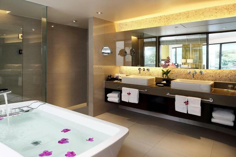 Hotel Le Meridien Phuket Beach Resort