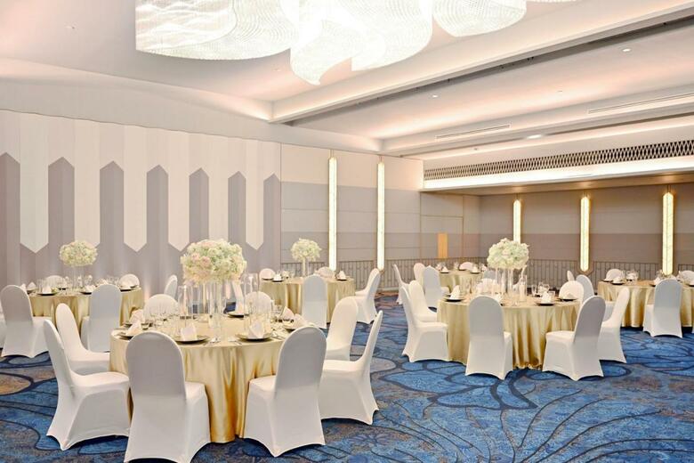 Hotel Le Meridien Phuket Beach Resort