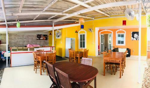 Hostal Swiss Guesthouse