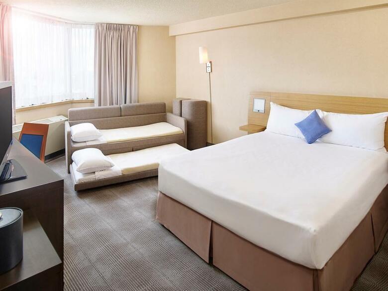 Novotel Toronto Mississauga Centre Hotel