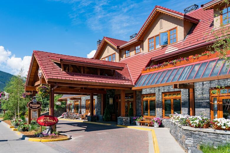 Hotel Banff Ptarmigan Inn