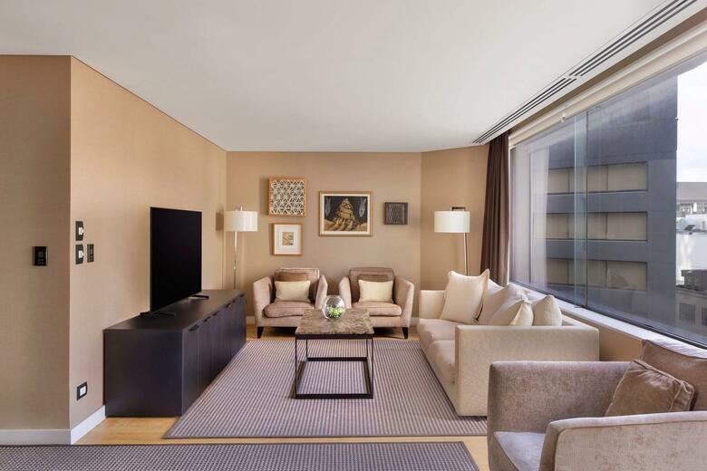 Hotel Stamford Plaza