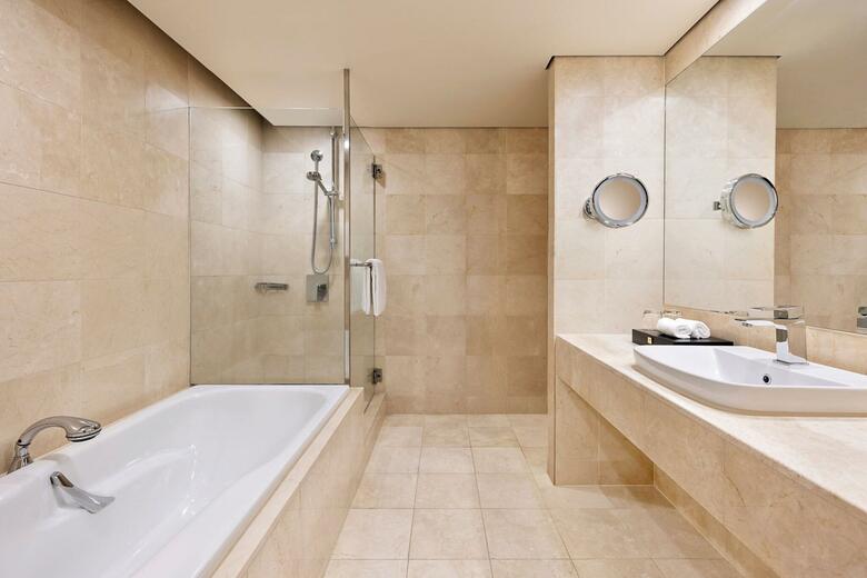 Hotel Stamford Plaza