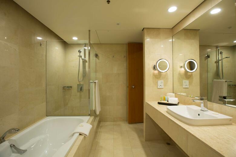 Hotel Stamford Plaza
