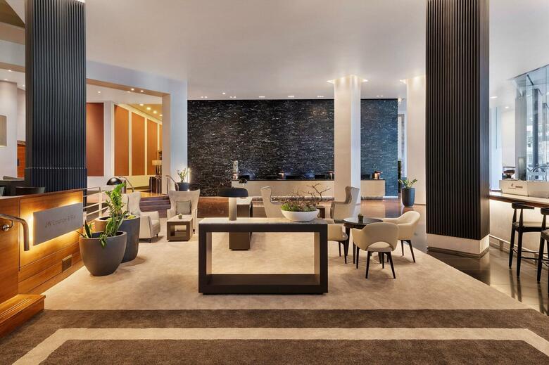 Hotel Stamford Plaza