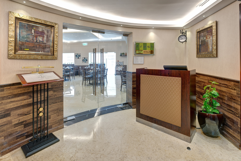 Hotel Golden Tulip Al Barsha