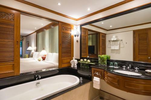 Hotel Jw Marriott Phuket Resort And Spa