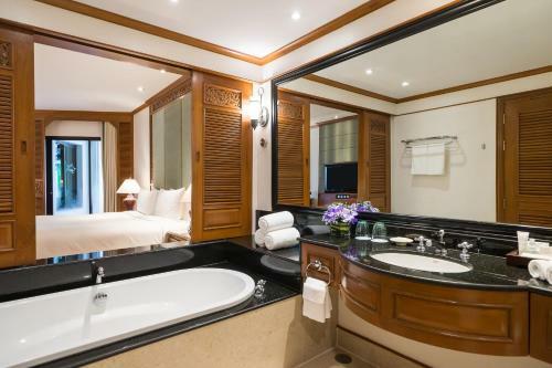 Hotel Jw Marriott Phuket Resort And Spa