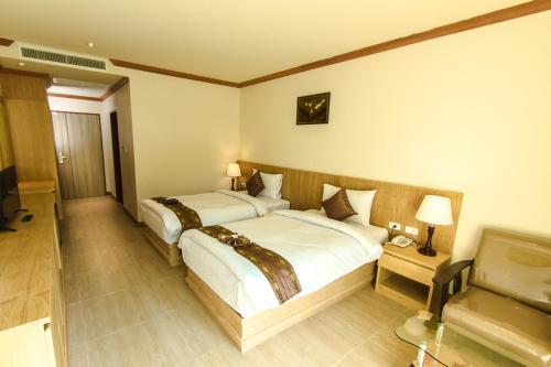 Hotel Airport Resort