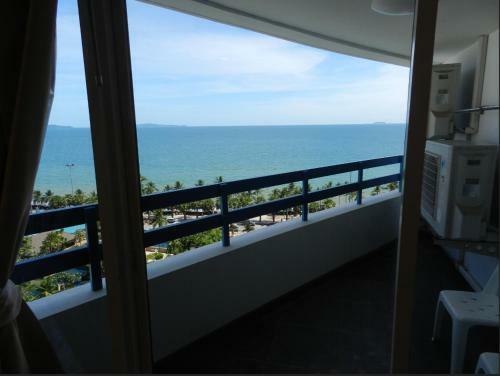 Apartamentos Jomtien Plaza Condotel