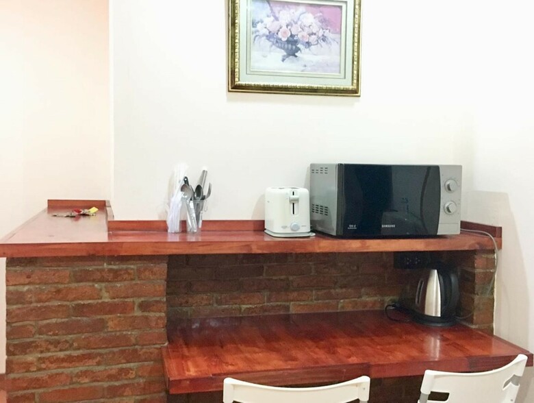 Hostal Anchana House