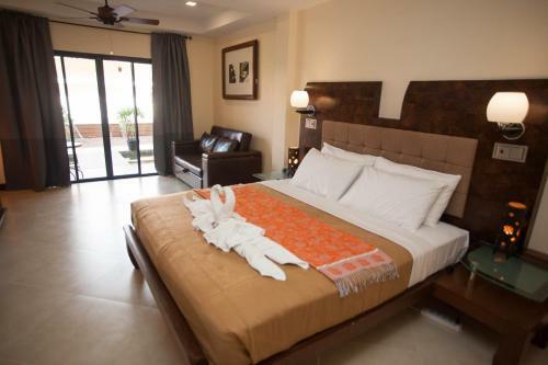 Hotel Lotusland Resort