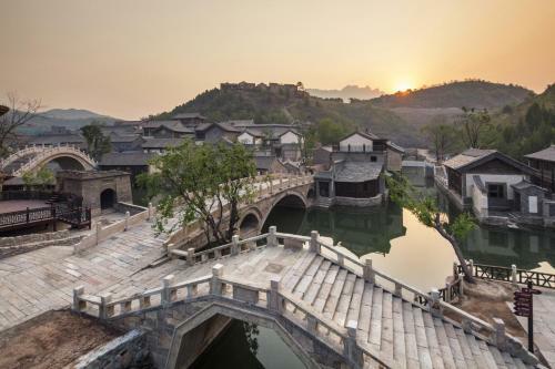 Beijing Gubei Water Town William Edgar Hotel