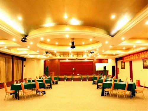 Vienna Hotel Nanchang Railway Staion