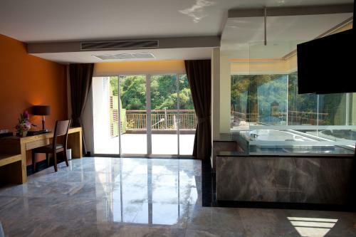 Hotel Balihai Bay Pattaya
