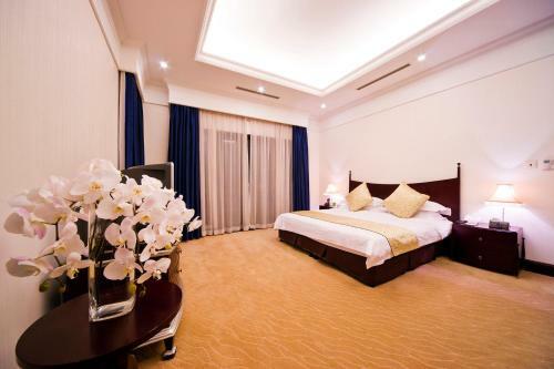 Hotel Ramada Plaza Sino-bay Shanghai