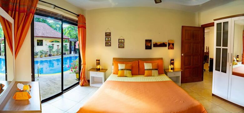 Coconut Paradise Villas