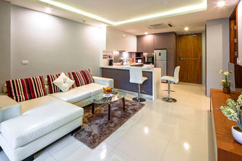 Aparthotel At The Tree Condominium Phuket