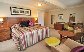 Weetwood Hall Conference Centre & Hotel