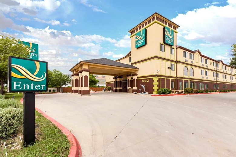 Hotel Quality Inn Near Seaworld