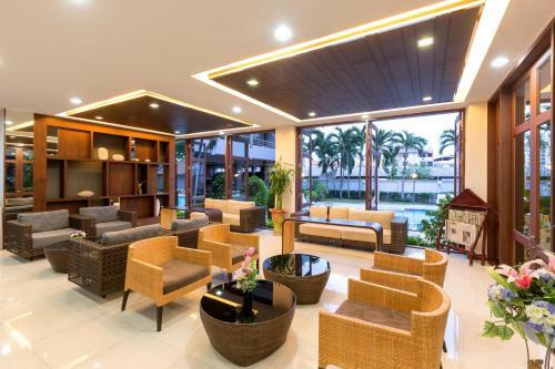 Hotel The Holiday Resort