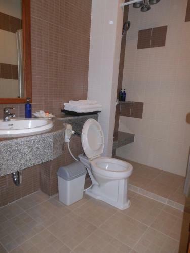 Long Beach Cha-am Hotel
