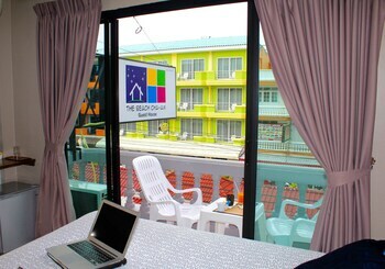 Hostal The Beach Cha Am Guest House