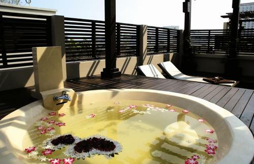 Hotel Tara Mantra Cha-am Resort