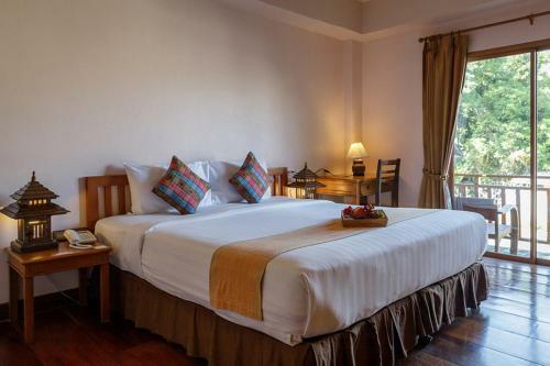 Hotel Phowadol Resort And Spa