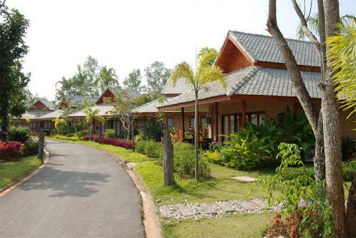 Hotel Phowadol Resort And Spa