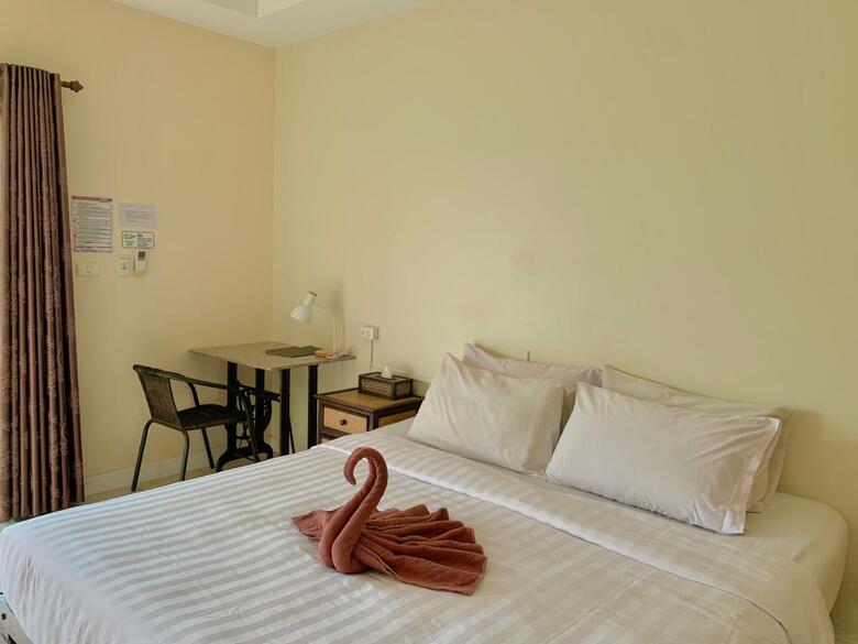 Hostal Baanbaramee Guesthouse