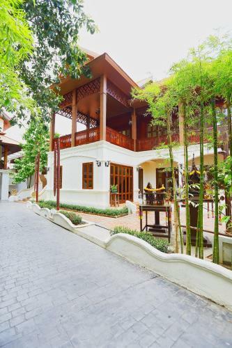 De Naga Hotel Chiang Mai By The Unique Collection