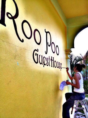 Hostal Roo Poo Guest House