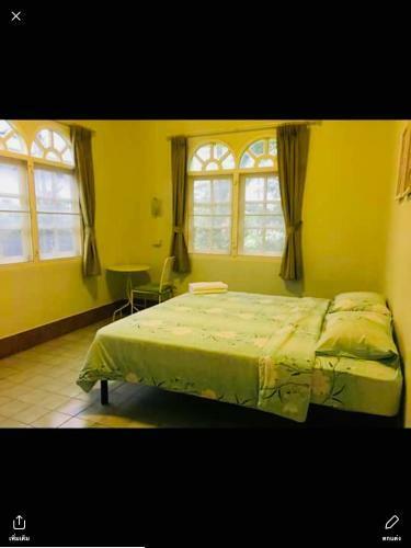 Hostal Roo Poo Guest House