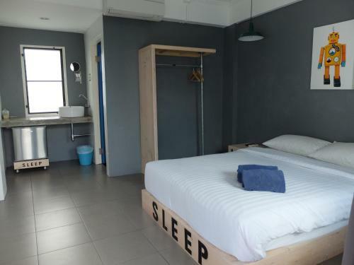 Hostal Sleep Guesthouse