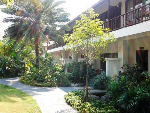 Rachawadee Resort & Hotel